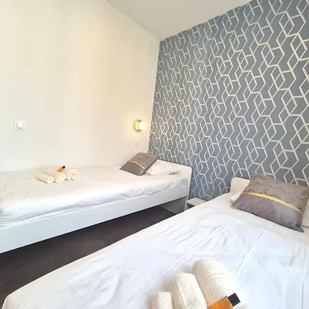 Luxury 3 Bed 2 Bath Flat Croisette *