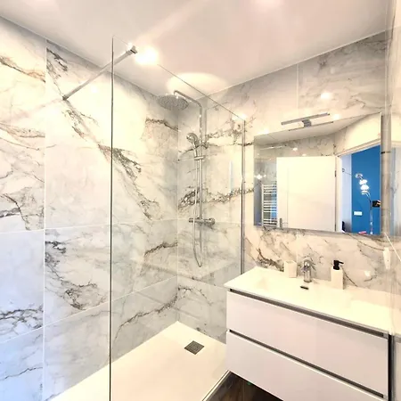 Luxury 3 Bed 2 Bath Flat Croisette