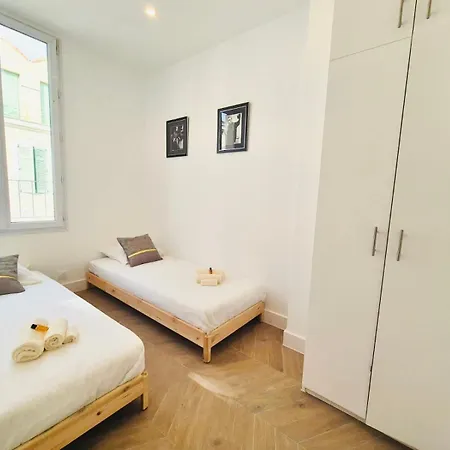 Luxury 3 Bed 2 Bath Flat Croisette