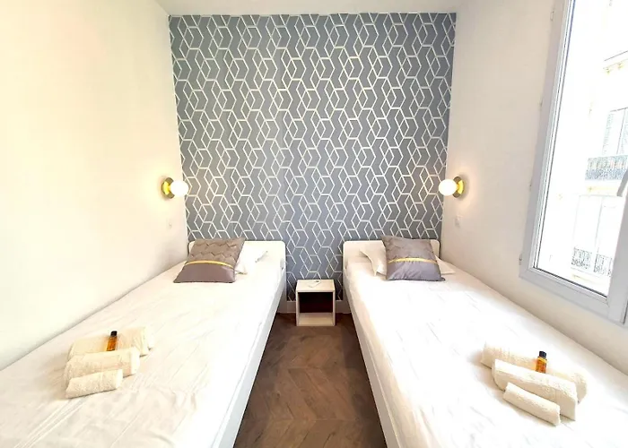 Luxury 3 Bed 2 Bath Flat Croisette