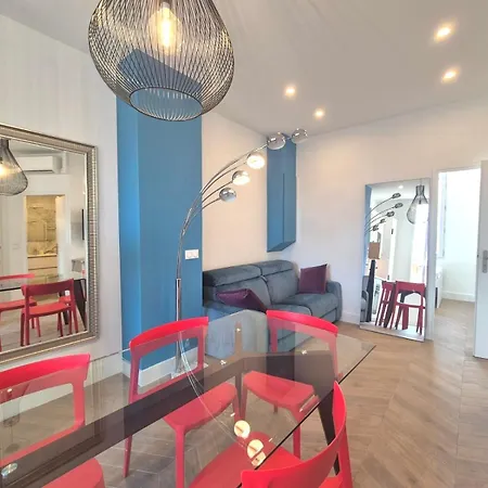 Luxury 3 Bed 2 Bath Flat Croisette Daire Cannes